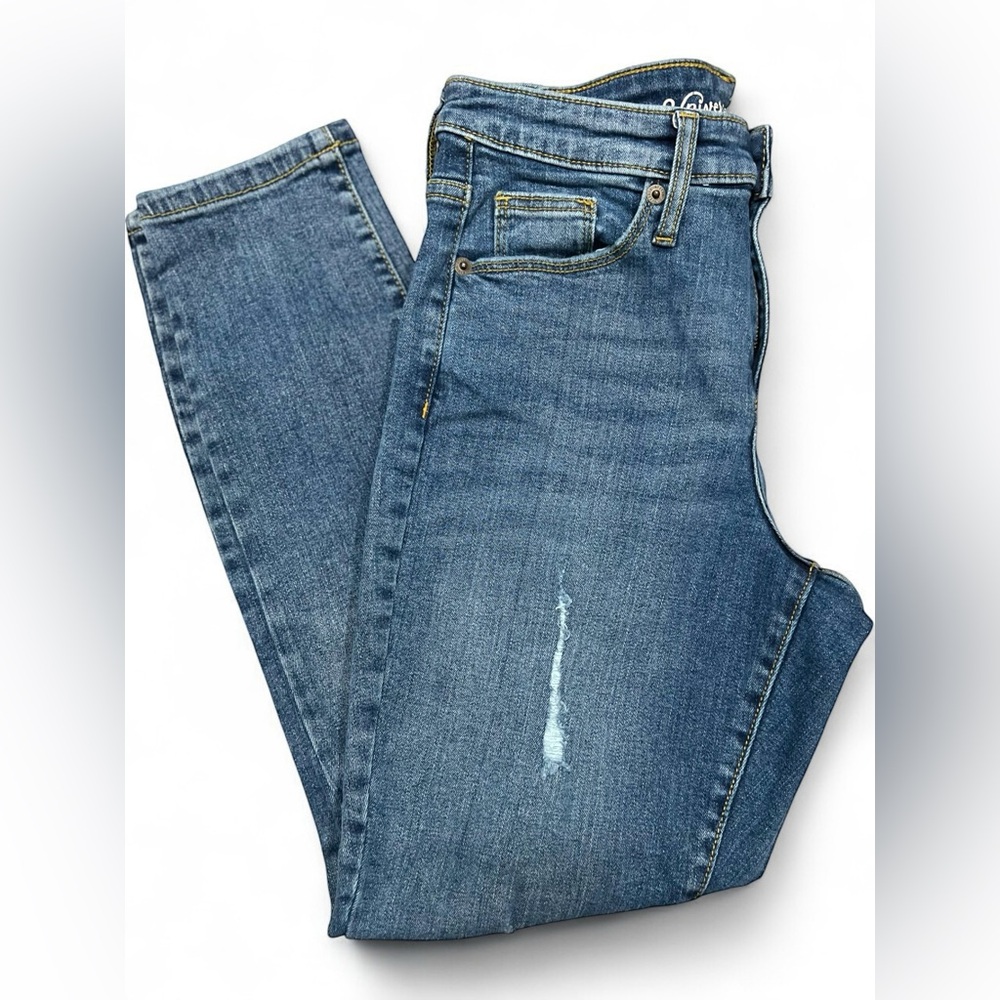 Universal Thread High-Rise Crop Jeans | Medium Wash | Women’s 4/27R